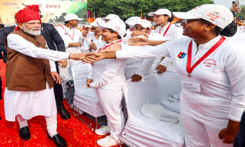 मोदी ने विकसित भारत के लिए प्रयास तेज करने का आह्वान किया