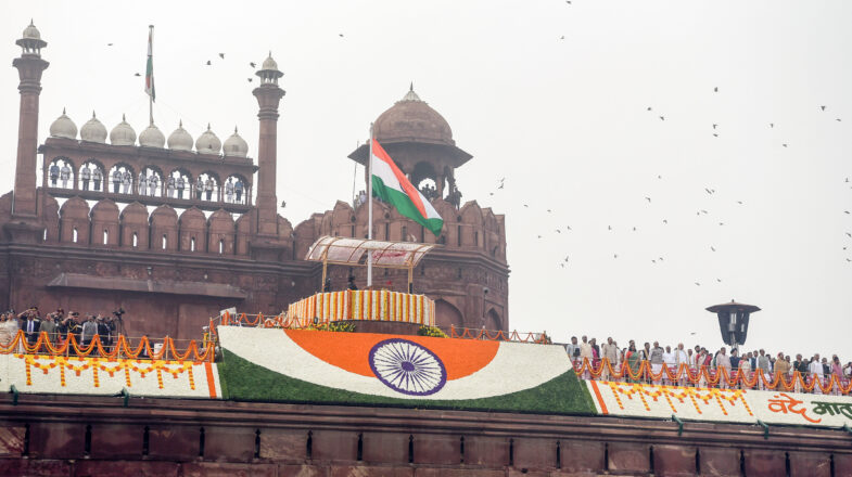लाल किले पर स्वतंत्रता दिवस समारोह में पहली बार गूंजा ‘वंदे मातरम्’