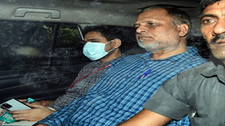 एसीबी ने निविदा प्रक्रिया से जुड़े भ्रष्टाचार मामले में ‘आप’ नेता सत्येंद्र जैन को गिरफ्तार किया