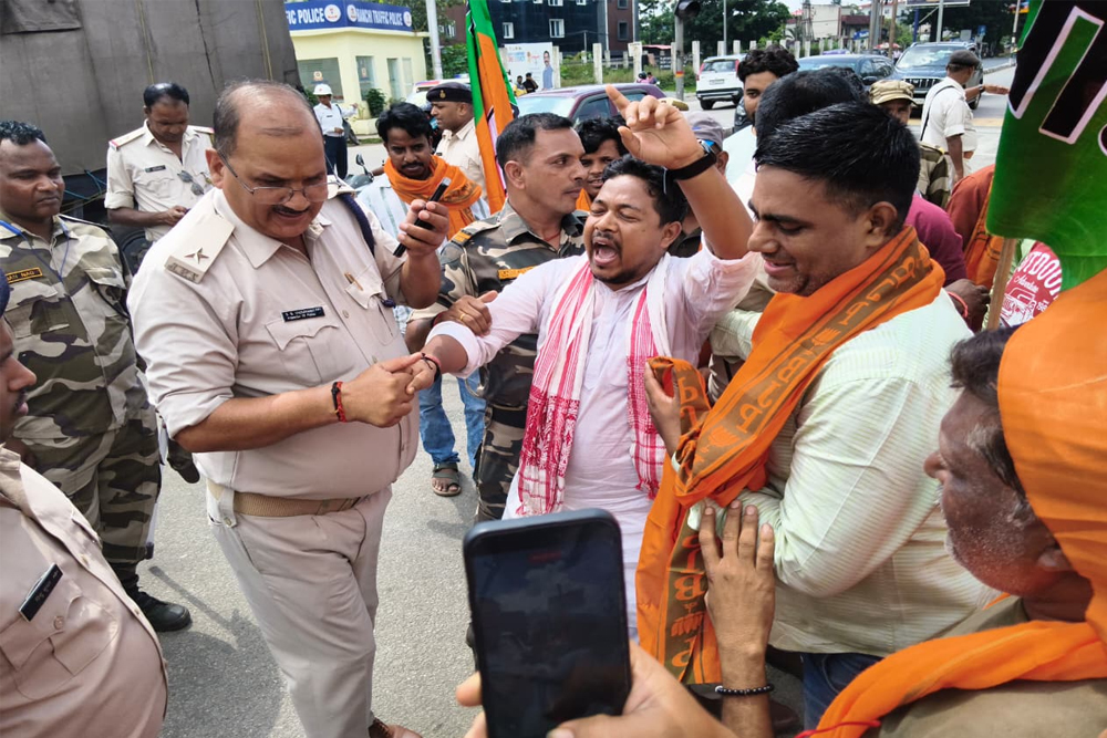 झारखंड बंद का रांची समेत कई जिलों में असर