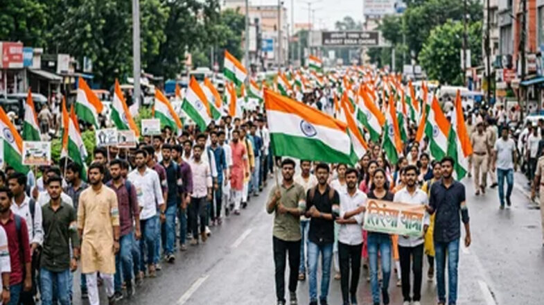 नौकरी अभ्यर्थियों का आंदोलन 22वें दिन जारी, रांची में निकाली ‘तिरंगा यात्रा’