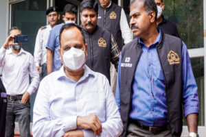 भ्रष्टाचार मामला : अदालत ने सत्येंद्र जैन समेत चार अन्य को 14 दिन की न्यायिक हिरासत में भेजा