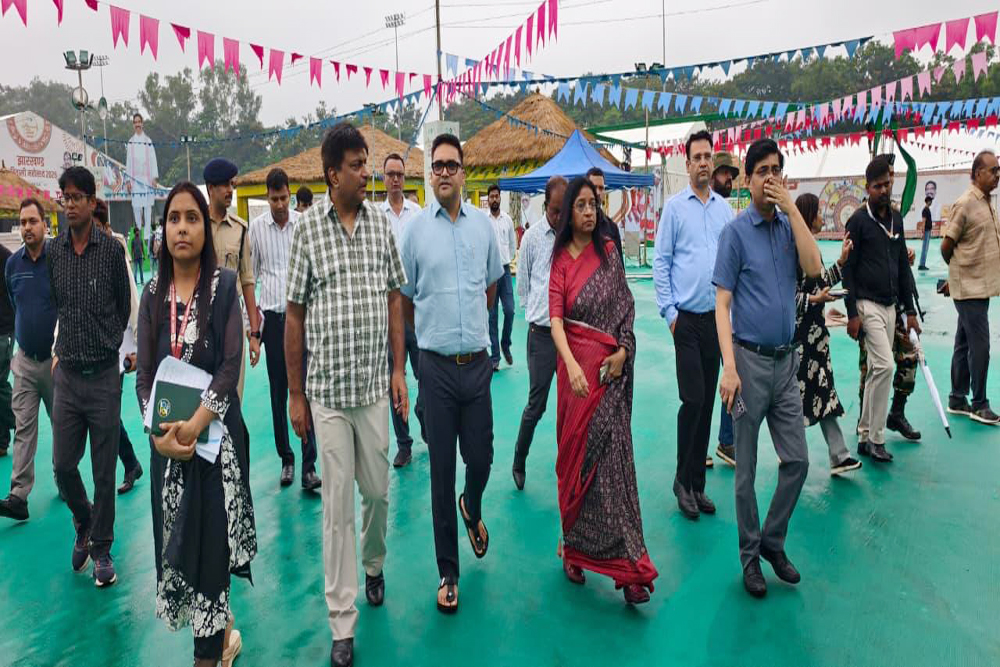 आदिवासी महोत्सव 2026 के भव्य आगाज के लिए तैयार, मोरहाबादी मैदान में सारी तैयारियाँ पूरी