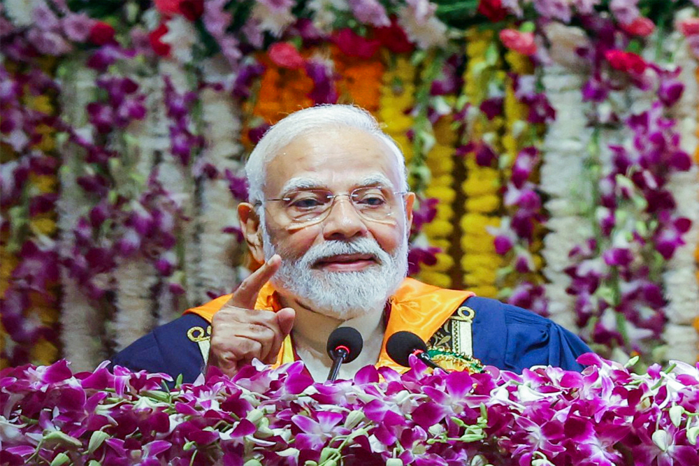 मोदी ने युवाओं से समाधान की अपील की
