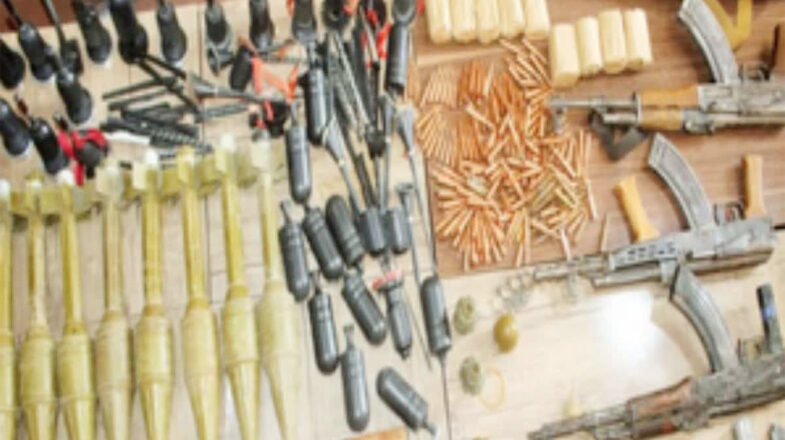 अफगान सुरक्षा बलों ने लोगार प्रांत में हथियारों का जखीरा पकड़ा