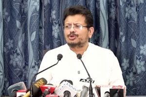 उपचुनाव से पहले बंगाल विधानसभा ने ऋतब्रत खेमे के 10 विधायकों को अयोग्यता नोटिस जारी किया