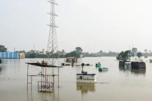 बिहार: गंगा ने पार किया ‘उच्चतम बाढ़ स्तर’, 11 जिलों में 10 लाख से अधिक लोग प्रभावित