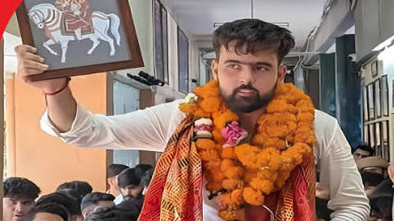 एबीवीपी ने डूसू के तीन पदों पर जीत दर्ज की: निर्दलीय उम्मीदवार दीपांशु शौकीन बने उपाध्यक्ष