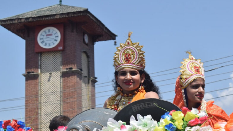 श्रीनगर में कश्मीरी पंडितों ने धार्मिक उत्साह के साथ मनाई जन्माष्टमी