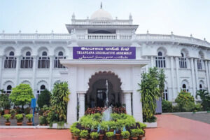 तेलंगाना विधानसभा में हंगामा, 22 सदस्य निलंबित