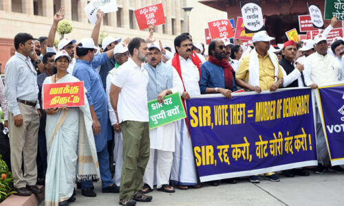 विपक्ष की राजनीतिक दिशा ही ठीक नहीं है