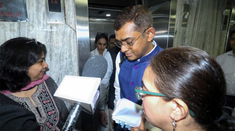 एनसीपीसीआर के सामने मेटा इंडिया प्रमुख पेश