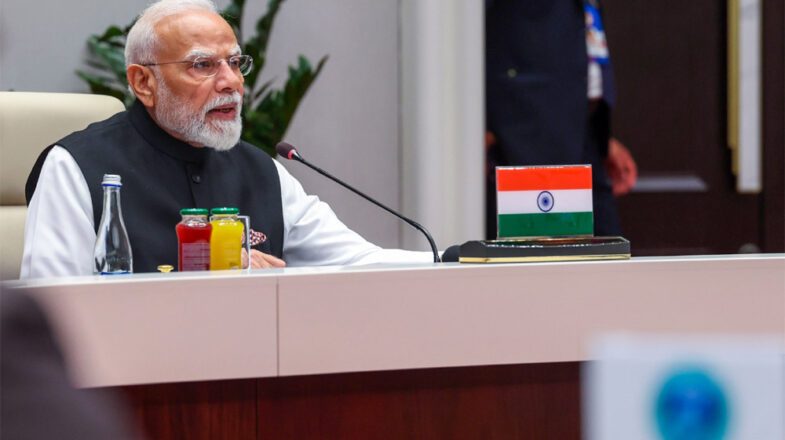 भारत की असहज उपस्थिति