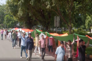 राष्ट्रपति भवन के पास ‘आप’ ने निकाला ‘तिरंगा मार्च’