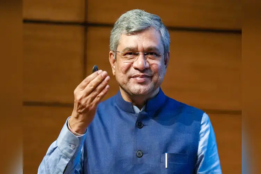 दिवाली से पहले केंद्रीय कर्मचारियों और पेंशन भोगियों को तोहफा