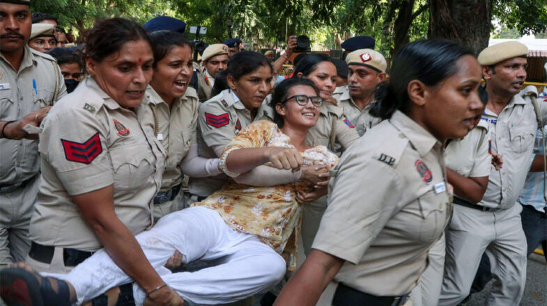 दिल्ली के लोगों से पुलिस की अपील